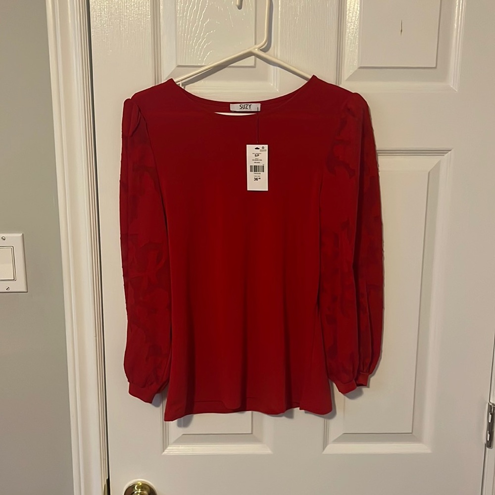 Suzy shier red blouse with net sleeves(BRAND NEW)